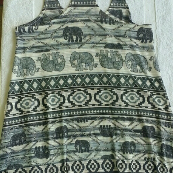 Ginger Black and White tank top - Picture 2 of 5